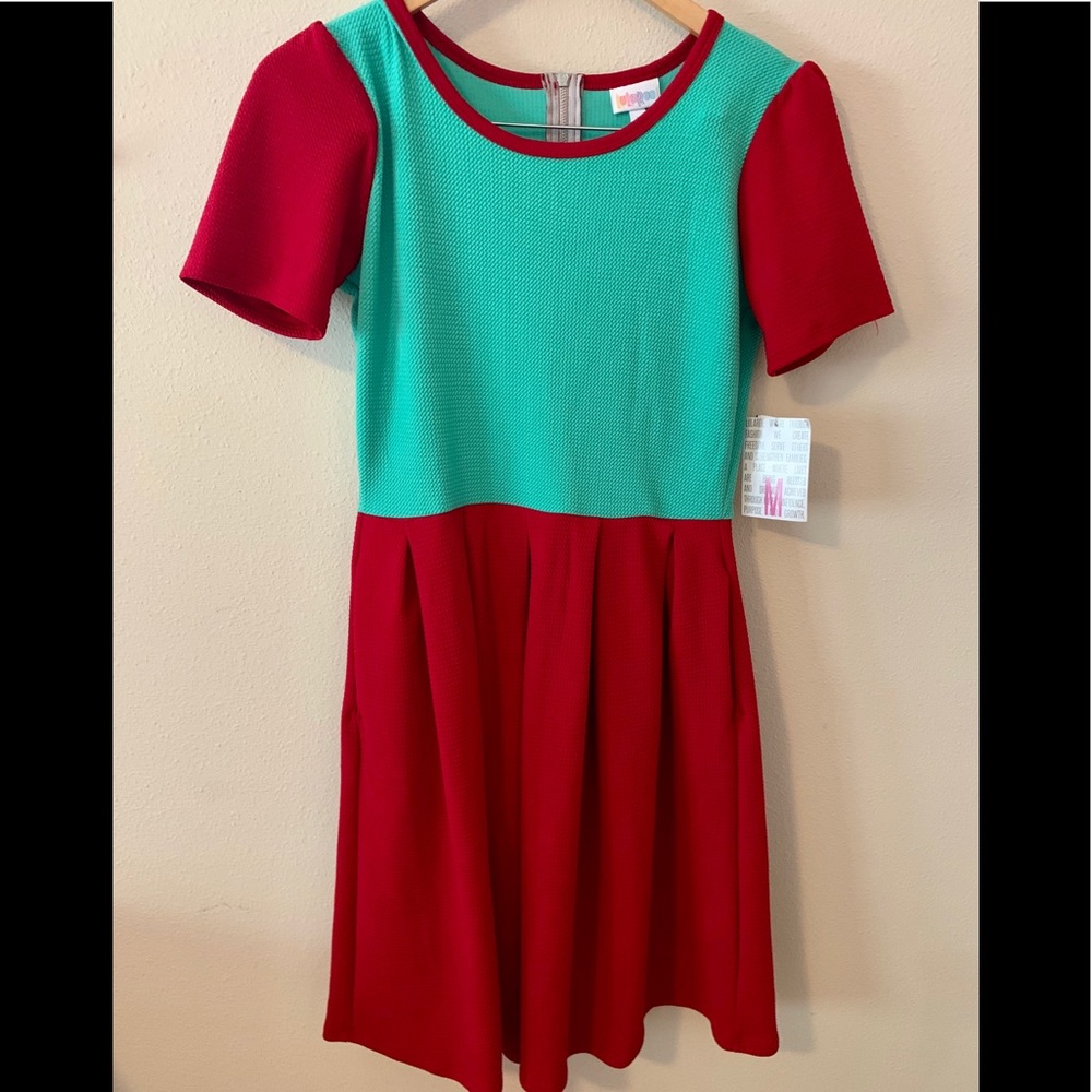 LuLaRoe Amelia